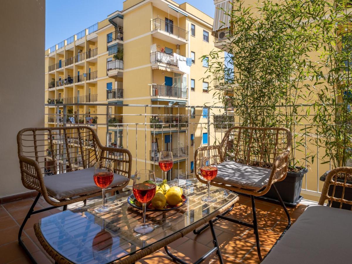 Surya House - Elegant Apartment In Sorrento Ngoại thất bức ảnh