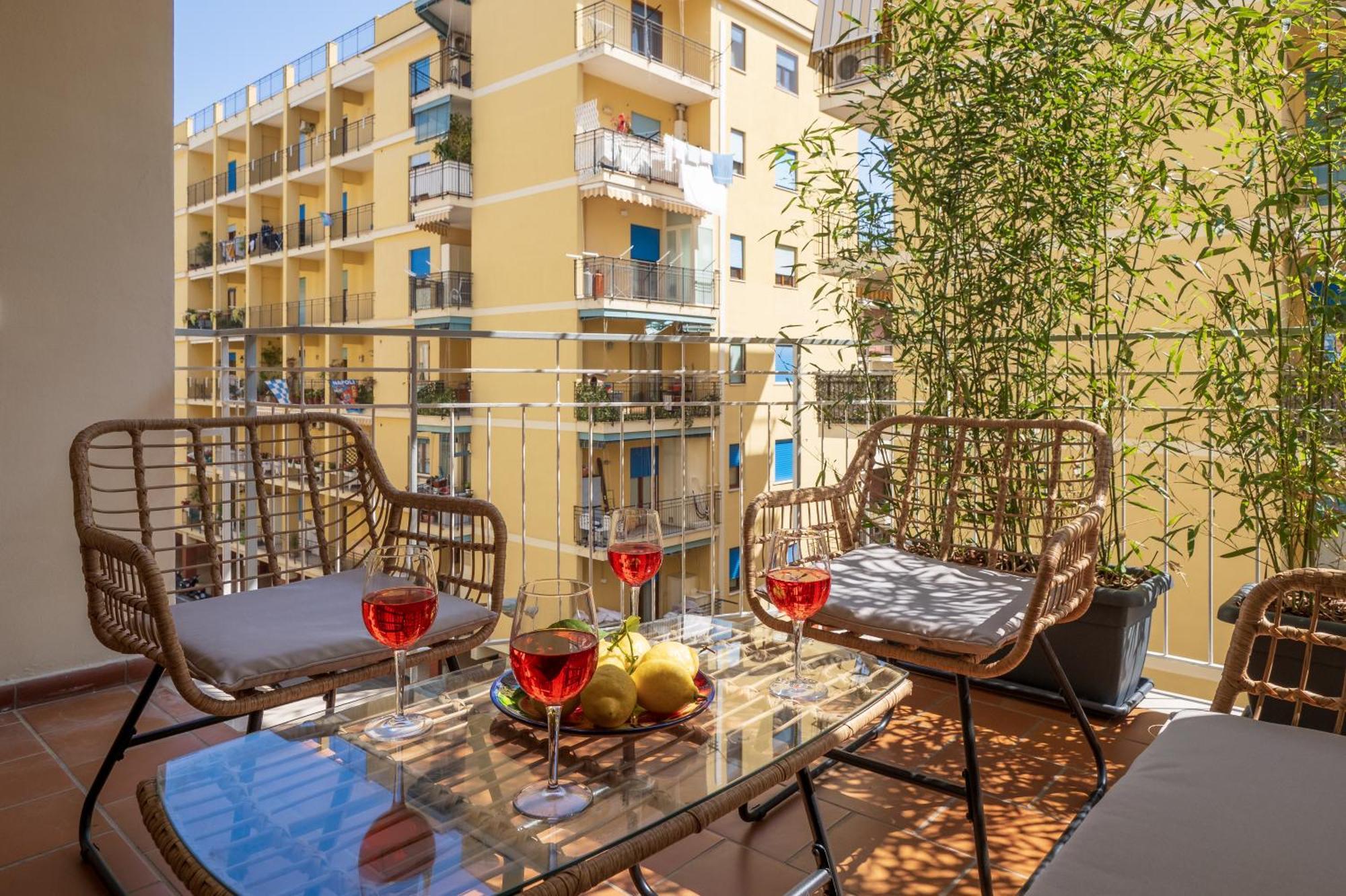 Surya House - Elegant Apartment In Sorrento Ngoại thất bức ảnh